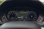 Audi Q5 55 TFSI e Quattro S-Line 2019 года (UK)